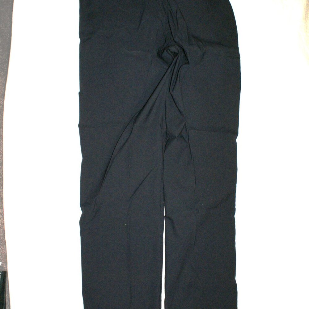 Lightweight Tech Pants Multi Pockets with zippers great Size 32x34